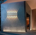 BlackHaus - Wallmounted Aluminum LED light