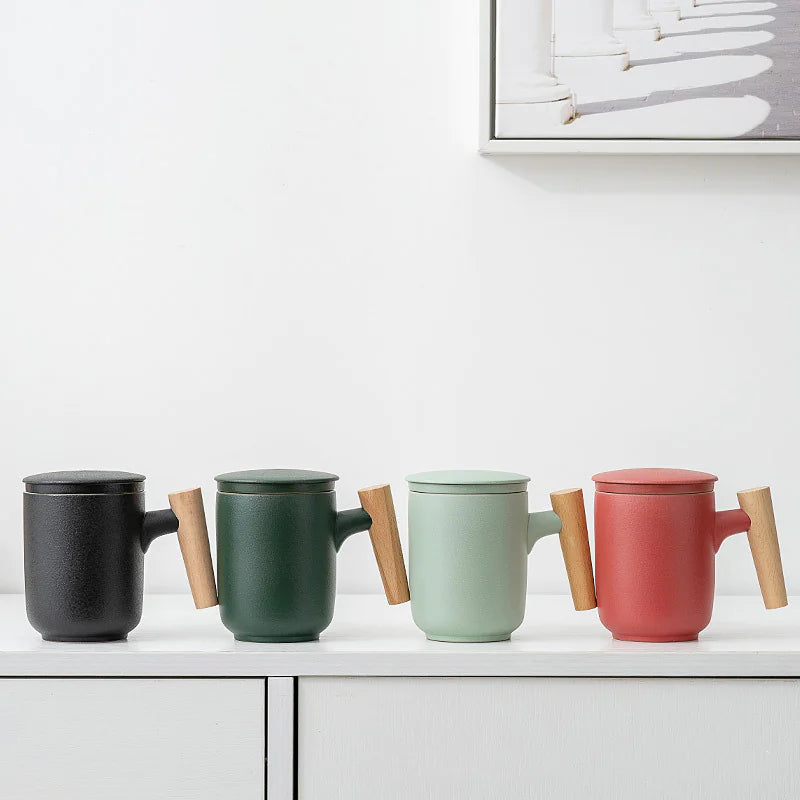 Cera - Ceramic Mug with Strainer and Handle